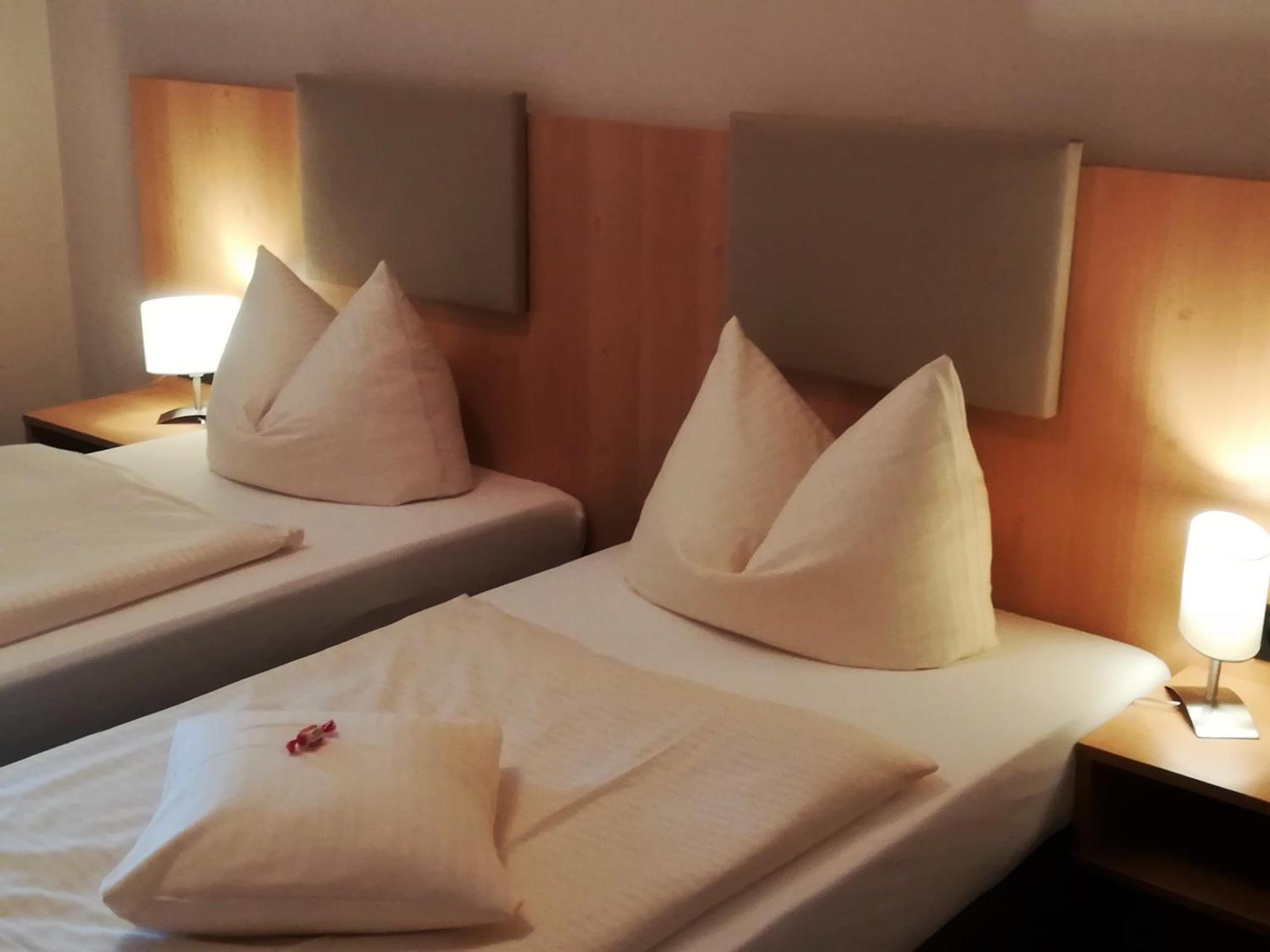Hotel Landgasthof Euringer Oberstimm Esterno foto